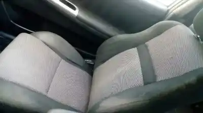 Здавання транспортного засобу toyota corolla (_e12_) 2.0 d-4d (cde120r_ cde120l_) року 2007 потужний 1cdftv