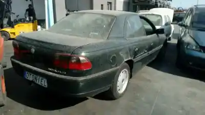 Vehicul casat opel omega b básico berlina al anului 1997 alimentat x25td