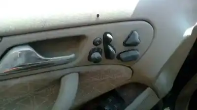 Здавання транспортного засобу mercedes-benz clase c (w203) berlina 200 cdi (la) (203.007) року 2000 потужний d/611962