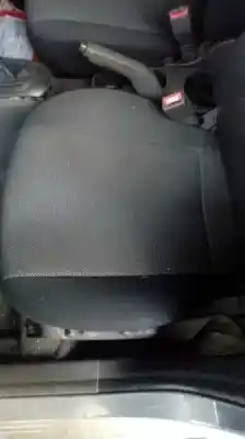 Veículo de Sucata kia rio ii (jb) 1.4 16v do ano 2006 alimentado g4ee