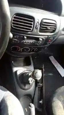 Здавання транспортного засобу renault megane i coupe fase 2 (da..) 1.6 16v expression 107 cv / 79 kw року 1999 потужний k4m