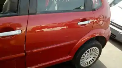 Veículo de Sucata citroen c3 (09.2009->) 1.4 hdi 70 do ano 2004 alimentado 8hx