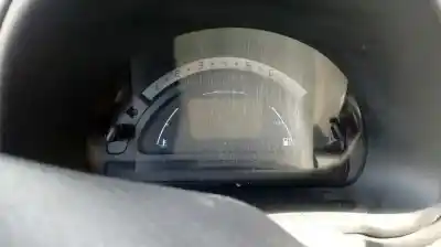 Veículo de Sucata citroen c3 (09.2009->) 1.4 hdi 70 do ano 2004 alimentado 8hx