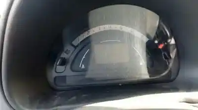 Veículo de Sucata citroen c3 (09.2009->) 1.4 hdi 70 do ano 2004 alimentado 8hx