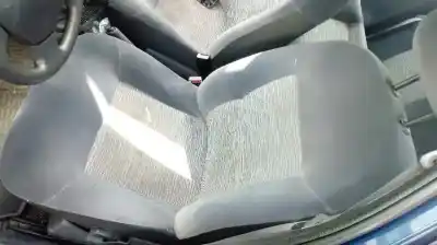 Verschrottungsfahrzeug renault megane i fase 2 berlina (ba0) (1999->) 1.9 dti rte [1.9 ltr. - 72 kw dti diesel cat] des jahres 2002 angetrieben f9qq7