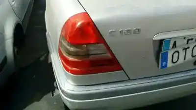 Здавання транспортного засобу mercedes-benz clase c (w202) berlina 1.8 16v cat року 1997 потужний 111