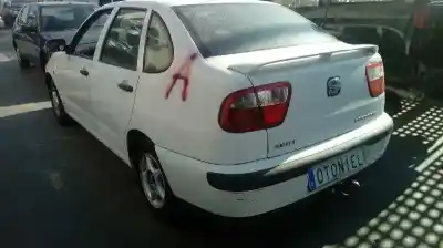 Verschrottungsfahrzeug seat cordoba berlina (6k2) 1.4 des jahres 2000 angetrieben aud