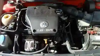 Sloopvoertuig volkswagen golf iv berlina (1j1) conceptline van het jaar 1998 aangedreven akl