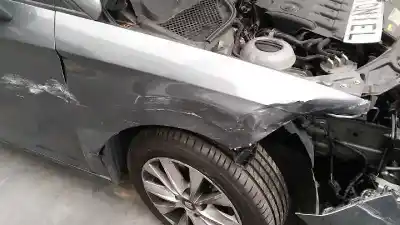 Здавання транспортного засобу seat leon st (5f8) reference року 2017 потужний ddya