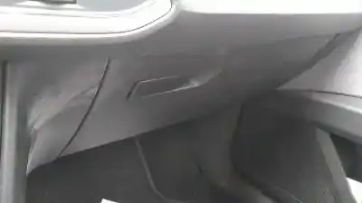 Здавання транспортного засобу seat leon st (5f8) reference року 2017 потужний ddya