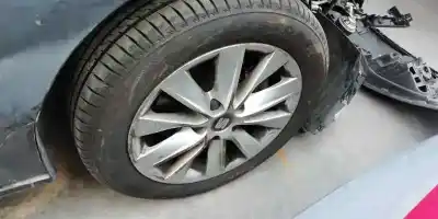 Здавання транспортного засобу seat leon st (5f8) reference року 2017 потужний ddya