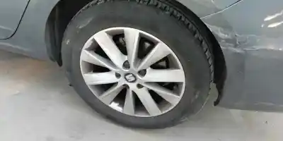 Здавання транспортного засобу seat leon st (5f8) reference року 2017 потужний ddya