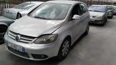 Veículo de Sucata volkswagen golf plus v (5m1, 521) 1.9 tdi do ano 2006 alimentado bkc