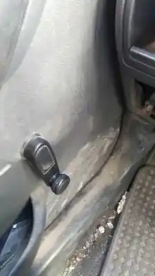 Здавання транспортного засобу peugeot partner (s1) 1.9 diesel року 2002 потужний wjz