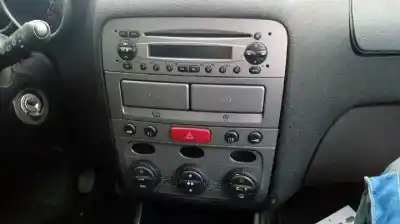 Veicolo di demolizione alfa romeo 147 (190) 1.9 jtd 16v cat dell'anno 2003 alimentato 192a5000