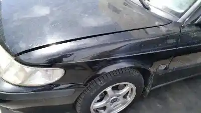 Véhicule à la ferraille saab 9-3 berlina 2.2 s tid de l'année 2001 alimenté d223l