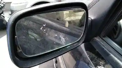 Véhicule à la ferraille saab 9-3 berlina 2.2 s tid de l'année 2001 alimenté d223l