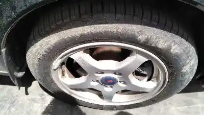 Véhicule à la ferraille saab 9-3 berlina 2.2 s tid de l'année 2001 alimenté d223l