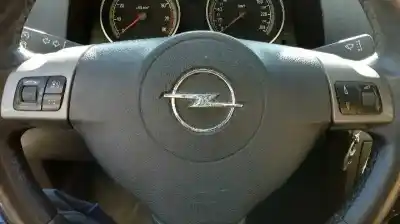 Здавання транспортного засобу opel astra h berlina 1.4 16v 90 cv / 66 kw року 2006 потужний z14xep