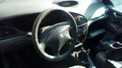 Здавання транспортного засобу citroen c5 berlina 2.2 hdi vivace року 2002 потужний 4hx