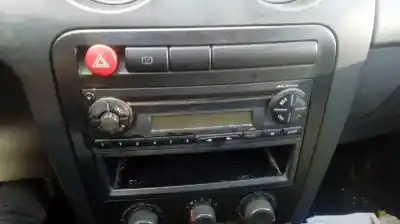 Veículo de Sucata seat ibiza iii (6l1) 1.4 16v do ano 2004 alimentado bby