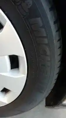 Здавання транспортного засобу opel vectra c berlina comfort року 2002 потужний z22se