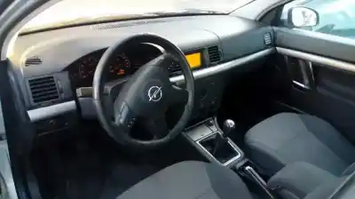 Здавання транспортного засобу opel vectra c berlina comfort року 2002 потужний z22se