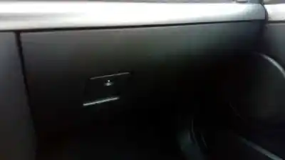 Здавання транспортного засобу opel vectra c berlina comfort року 2002 потужний z22se