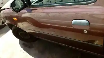 Здавання транспортного засобу nissan micra (k11) comfort року 2002 потужний cg10