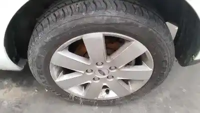 Véhicule à la ferraille ford focus berlina (cap) 1.6 tdci cat de l'année 2007 alimenté hhda