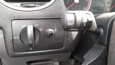 Véhicule à la ferraille ford focus berlina (cap) 1.6 tdci cat de l'année 2007 alimenté hhda
