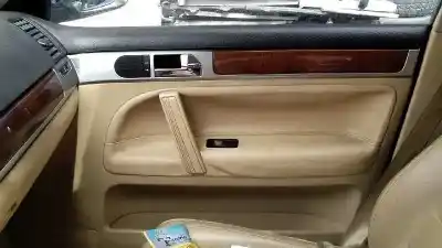 Véhicule à la ferraille volkswagen touareg (7la, 7l6, 7l7) 5.0 v10 tdi de l'année 2004 alimenté ayh