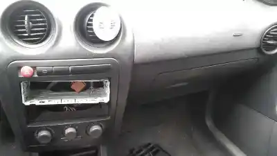 Scrapping Vehicle seat ibiza (6l1) reference of the year 2002 powered bby