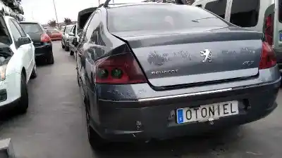Véhicule à la ferraille peugeot 407 st confort de l'année 2004 alimenté 9hz