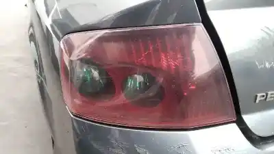Véhicule à la ferraille peugeot 407 st confort de l'année 2004 alimenté 9hz