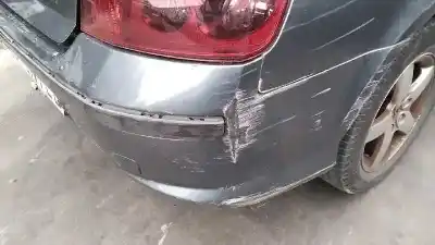 Véhicule à la ferraille peugeot 407 st confort de l'année 2004 alimenté 9hz