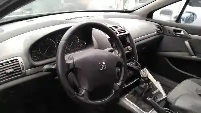 Véhicule à la ferraille peugeot 407 st confort de l'année 2004 alimenté 9hz