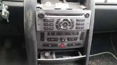 Véhicule à la ferraille peugeot 407 st confort de l'année 2004 alimenté 9hz