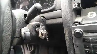 Véhicule à la ferraille peugeot 407 st confort de l'année 2004 alimenté 9hz