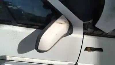 Vehicul casat volvo serie 480 1.7 al anului 1988 alimentat 