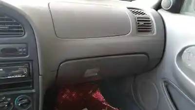 Vehicul casat kia shuma 1.5 cat al anului 2000 alimentat g/bf