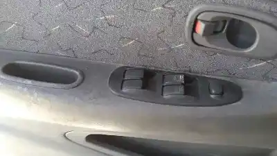 Vehicul casat kia shuma 1.5 cat al anului 2000 alimentat g/bf