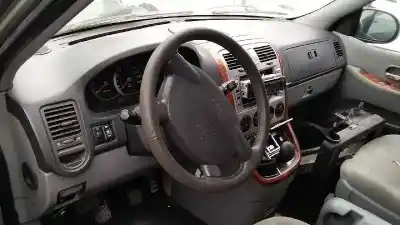 Sloopvoertuig kia carnival ii (gq) 2.9 crdi van het jaar 2005 aangedreven j3