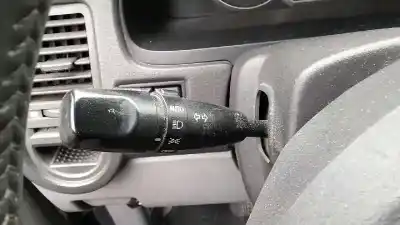 Sloopvoertuig kia carnival ii (gq) 2.9 crdi van het jaar 2005 aangedreven j3