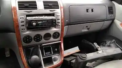 Sloopvoertuig kia carnival ii (gq) 2.9 crdi van het jaar 2005 aangedreven j3