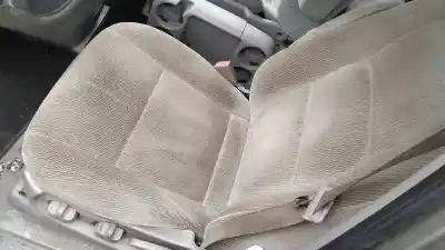 Sloopvoertuig kia carnival ii (gq) 2.9 crdi van het jaar 2005 aangedreven j3