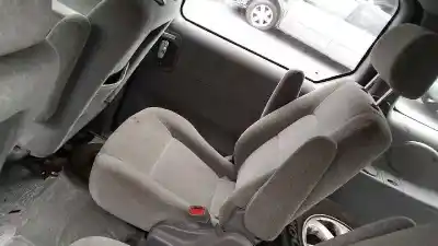 Sloopvoertuig kia carnival ii (gq) 2.9 crdi van het jaar 2005 aangedreven j3