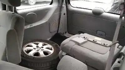 Sloopvoertuig kia carnival ii (gq) 2.9 crdi van het jaar 2005 aangedreven j3