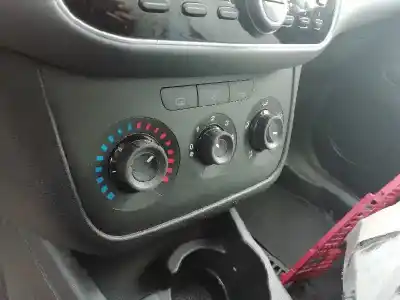Здавання транспортного засобу fiat punto (evo) (199) dynamic року 2012 потужний 199a9000