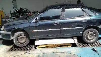 Véhicule à la ferraille renault laguna (b56) 1.9 dti diesel cat de l'année 1999 alimenté f9q f7